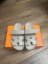 Hermes sandali  Chypre